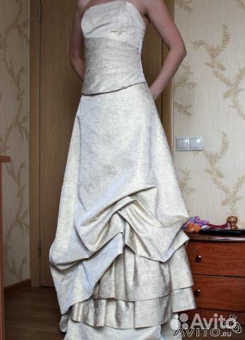 Вечернее платье