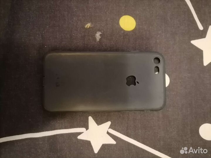 Чехлы на телефон