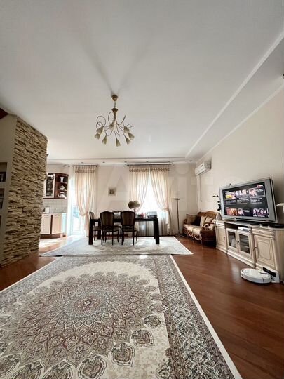 Коттедж 140 м² на участке 10 сот.