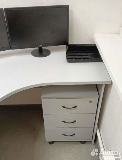 Офисная Тумба с ящиками бу офисная мебель