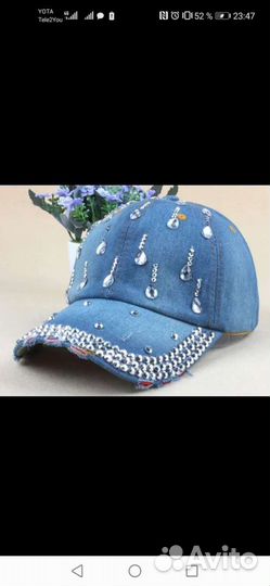 Кепка со стразами