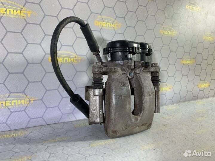 Суппорт тормозной задний правый Mercedes Cla 45