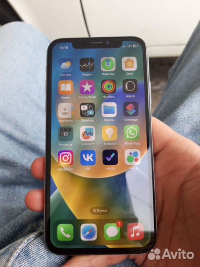 iPhone X, 64 ГБ