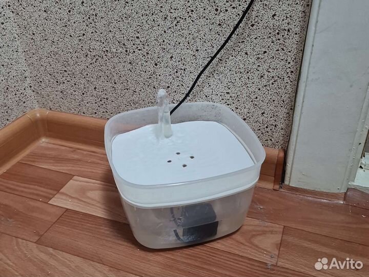 Поилка для кошек/собак