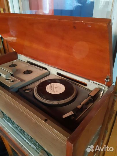 Ламповая радиола Романтика 103