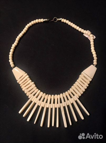 Украшение на шею