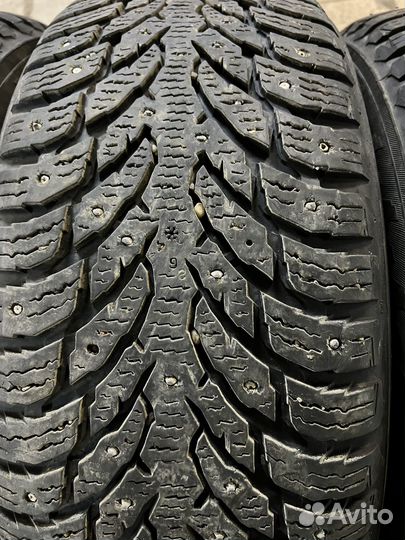 Nokian Tyres Hakkapeliitta 9 SUV 235/60 R18 107T