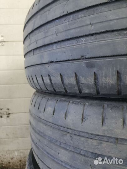 Nokian Tyres E-Truck Drive 235/55 R20