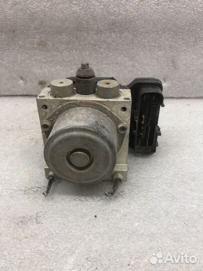 Блок ABS Nissan Teana j31