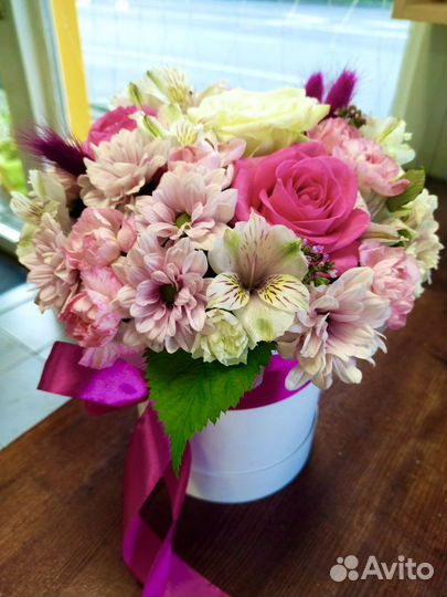 Букет цветы в коробке