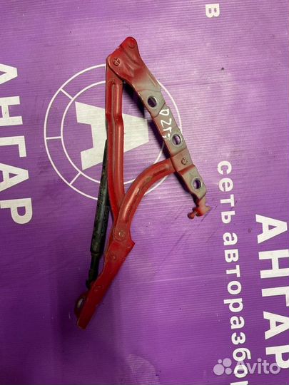 Петли крышки багажника задние Volvo S40 B4164S3