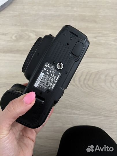 Зеркальный фотоаппарат canon 5D mark ii