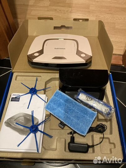 Робот-пылесос Philips SmartPro Easy