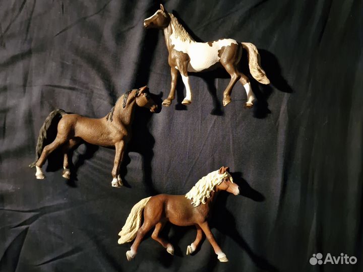 Лошадь игрушка