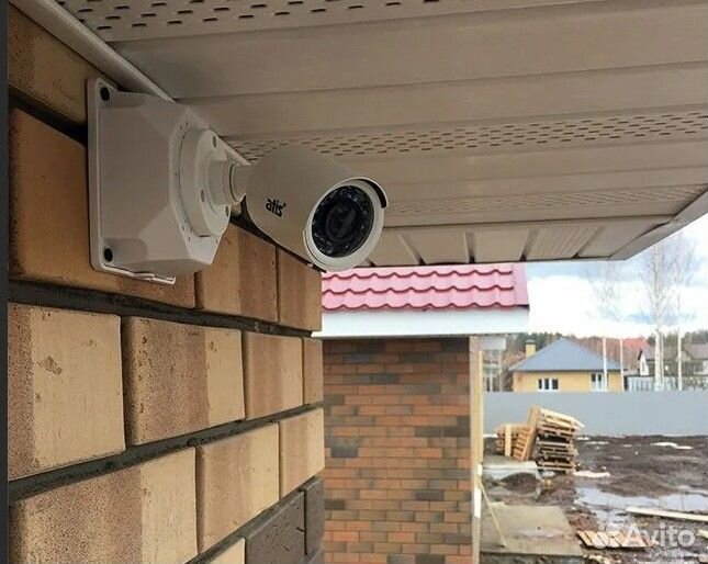 Комплект камер видеонаблюдения с регистратором