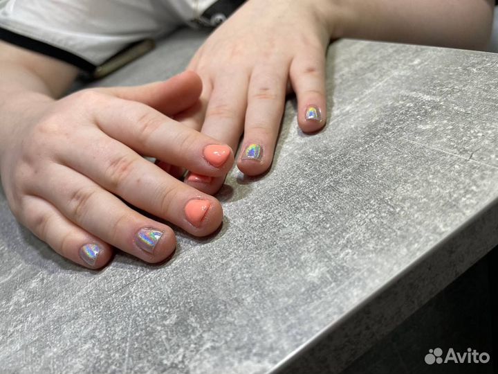 Маникюр на дому