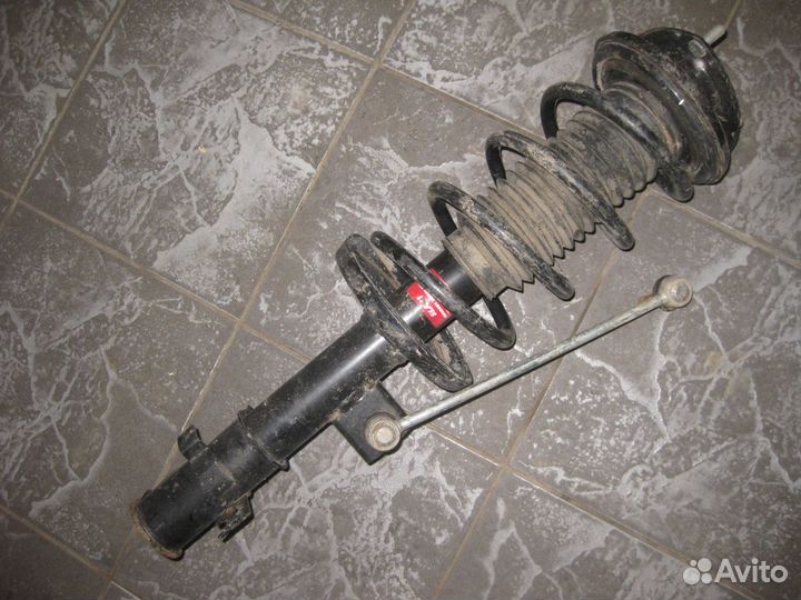 Амортизатор передний для Субару Импреза