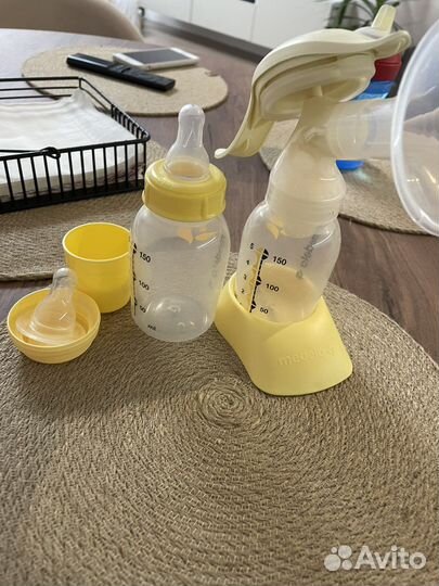 Молокоотсос medela ручной