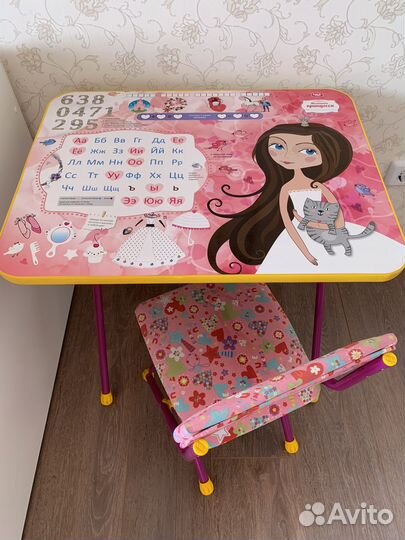 Детский стол и стул