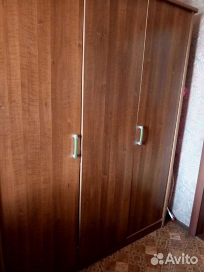 Мебель шкафы и комоды бу