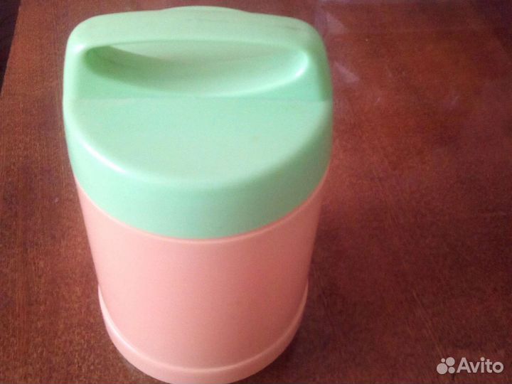 Термос 2 в одном.1 литр,и 200 - 300 гр