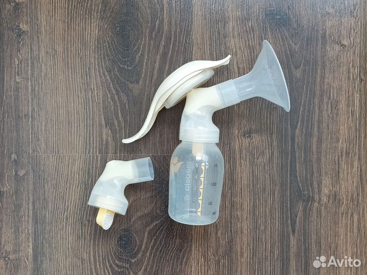 Молокоотсос medela ручной