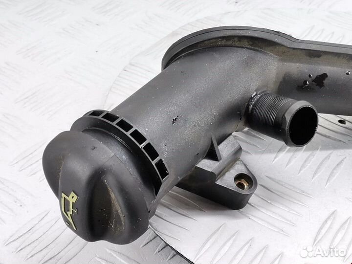 Маслозаливная горловина Ford Focus 2 2008