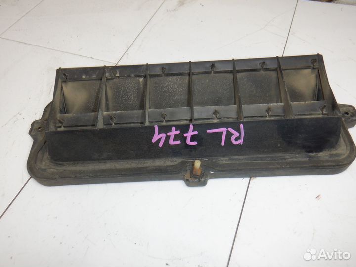 Решетка вентиляционная Mazda MPV