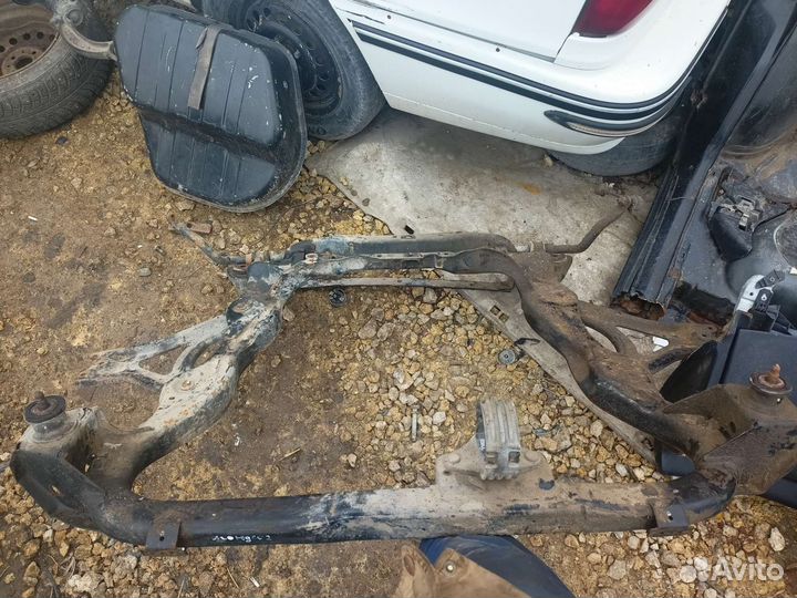 Подрамник ford Mondeo 2