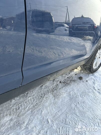 Передняя правая дверь Kia Sportage 3 Clyde Blue A2