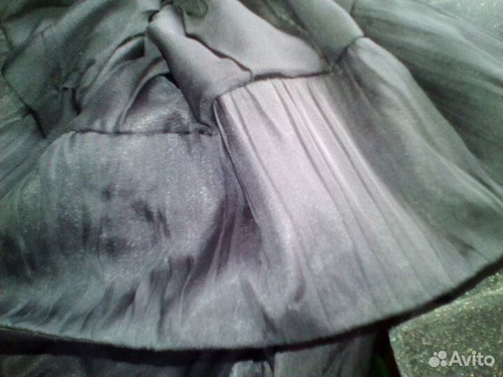 Продам красивое вечернее платье Monsoon