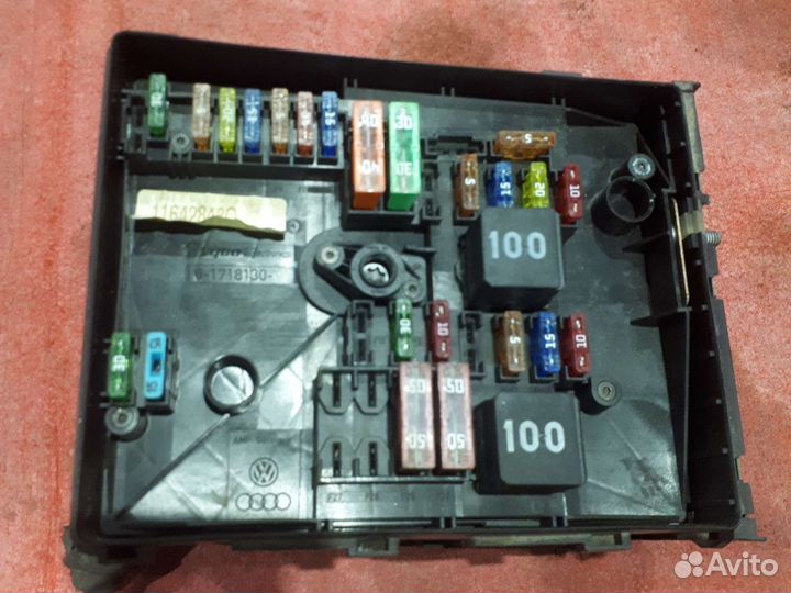 Блок предохранителей фольксваген гольф 6