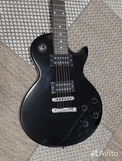 Электрогитара