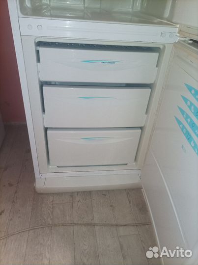 Холодильник Stinol бу