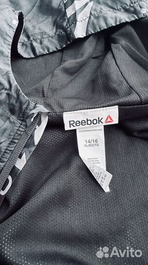 Новый спортивный костюм Reebok 155 p