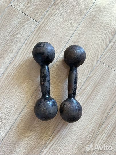 Гантели чугунные по 3 кг