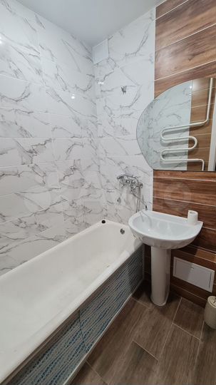 2-к. квартира, 43 м², 1/4 эт.