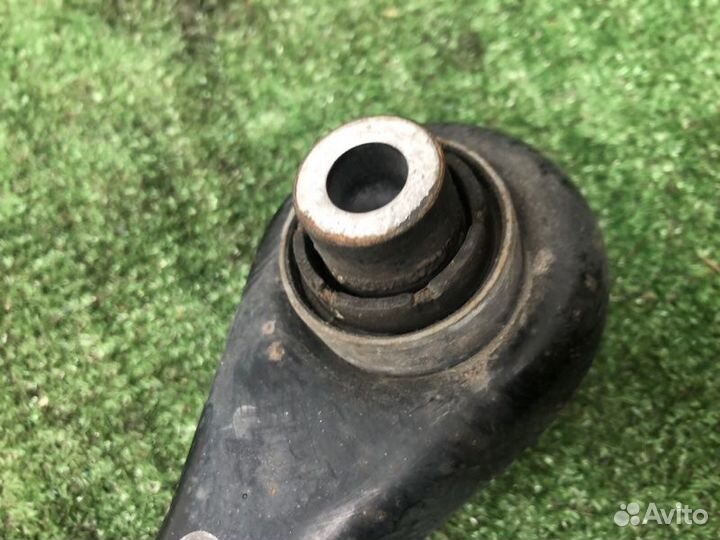 Рычаг подвески задний правый Volkswagen Passat B6