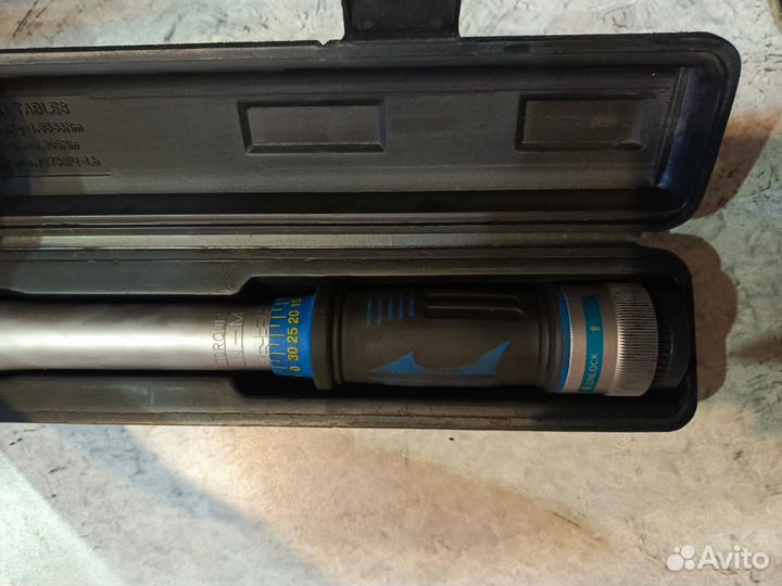 Динамометрический ключ