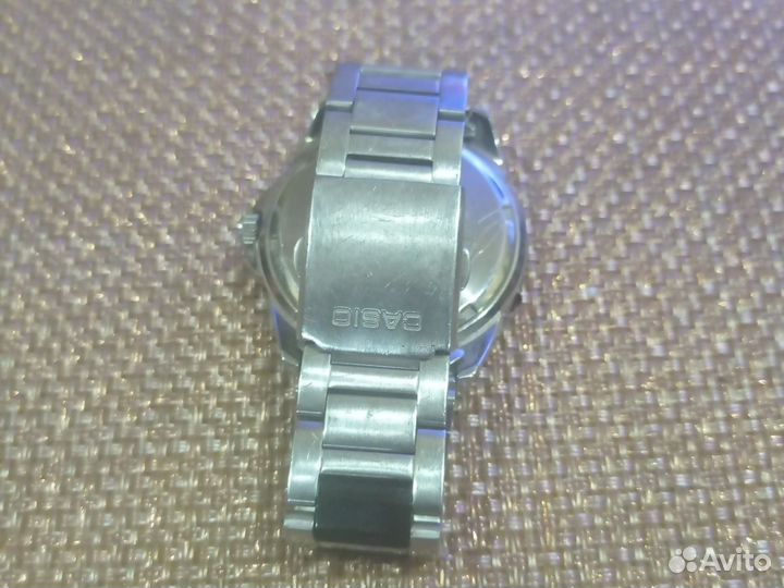 Мужские наручные часы casio
