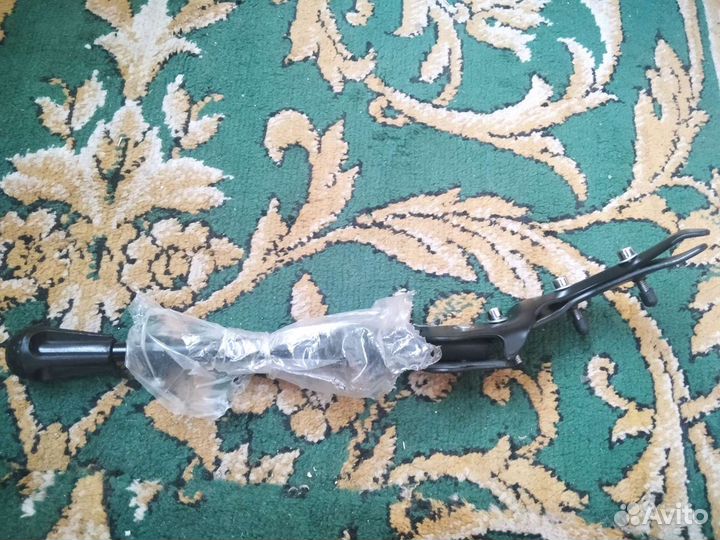 Подножка новая регулируемая на перо велосипеда