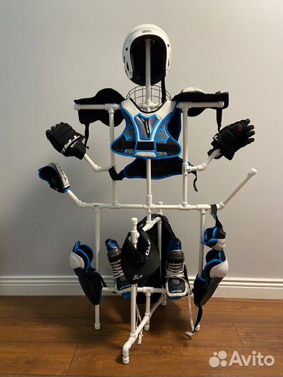 Вешалка для хоккейной формы