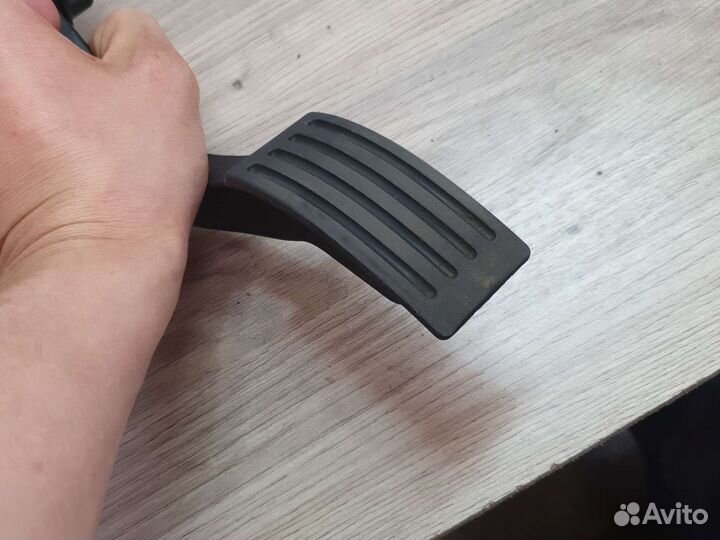 Педаль газа ford focus 2 2005-2011