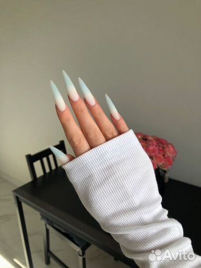 Наращивание ногтей