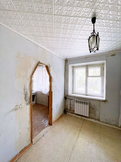 4-к. квартира, 60 м², 1/5 эт.