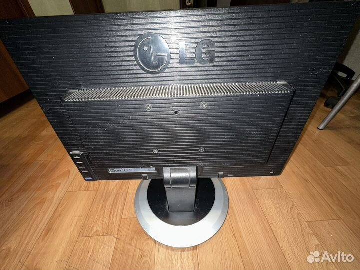 Монитор Lg flatron w1942s