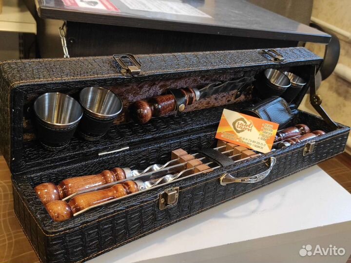 Набор шампуров подарочный