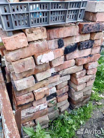 Кирпич бу
