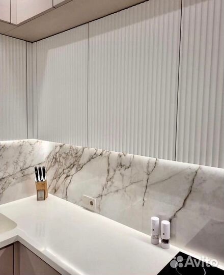 Шкаф с зеркалом