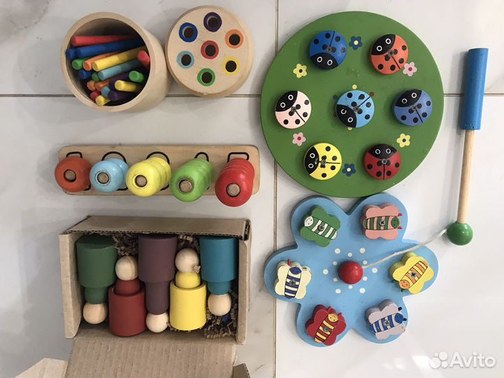 Развивающие игрушки